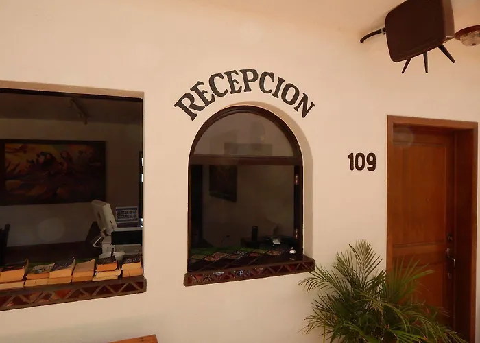 Hotel Cabo Cush